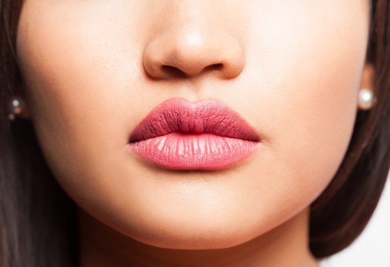 lips blush